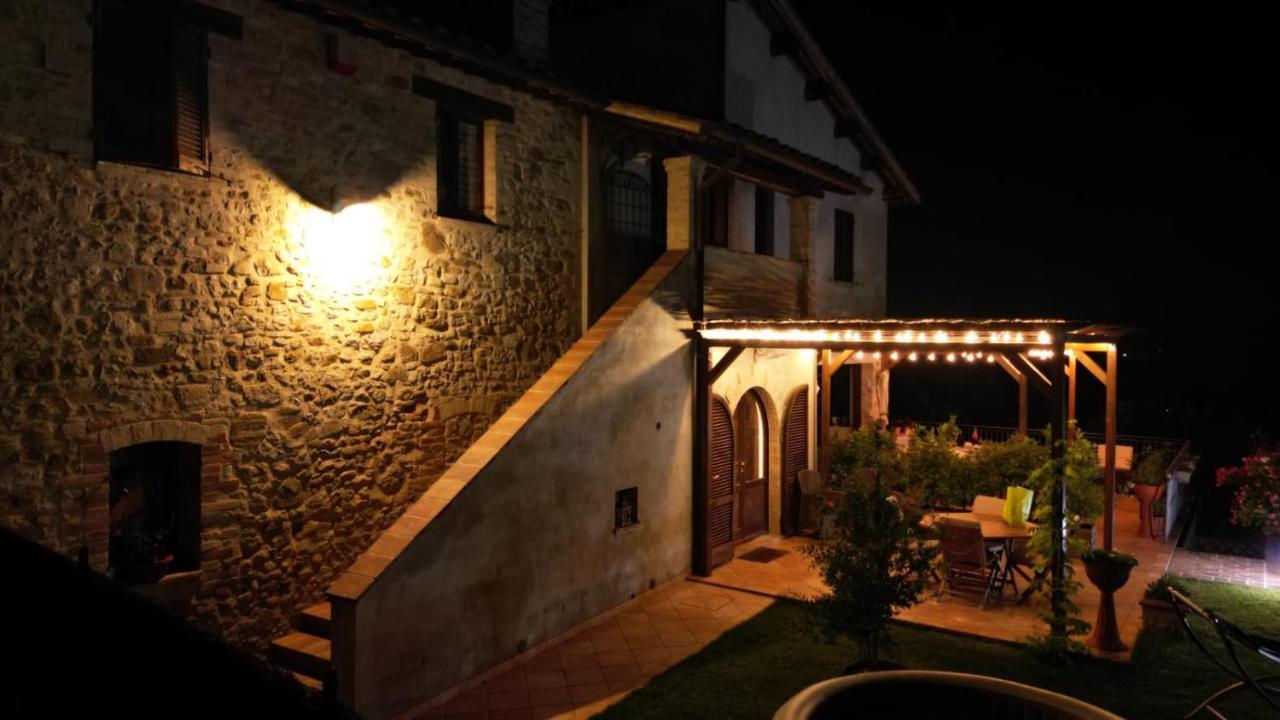 Casale Mille E Una Notte Περούτζια Εξωτερικό φωτογραφία